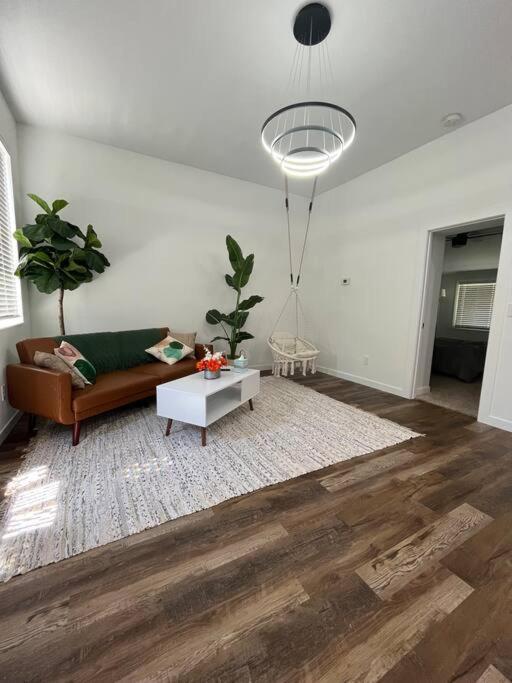 Luxury 2Br Within Walking Distance To Nightlife!! Vila Covington Exterior foto